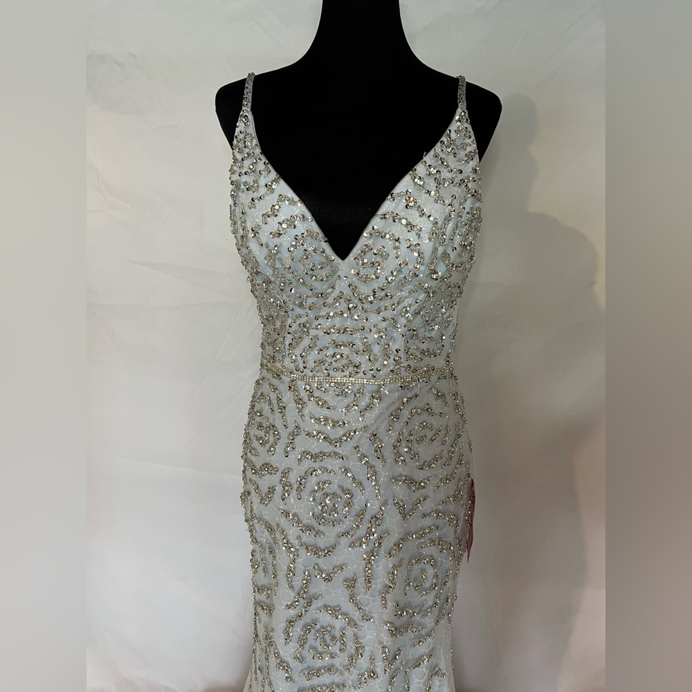 Gianni Binni | Light Blue beaded formal dress | Size 13 Juniors - Picture 4 of 6